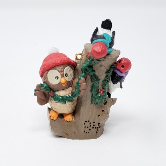1994 Hallmark Owliver #3 Handcrafted Keepsake Holiday Christmas Ornament. - Picture 5 of 10